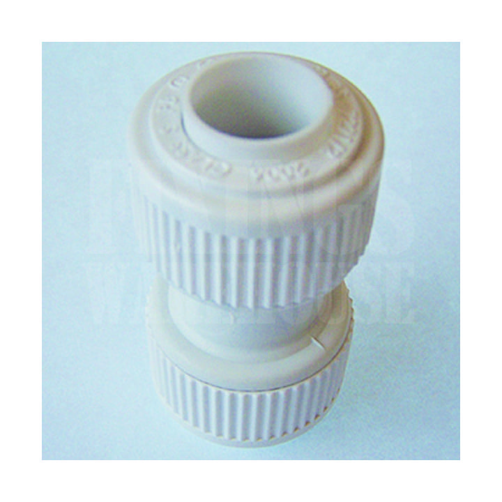 PLASTIC COUPLING 15MM