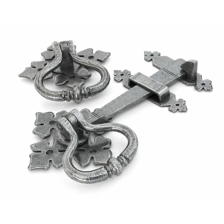 Pewter Shakespeare Latch Set