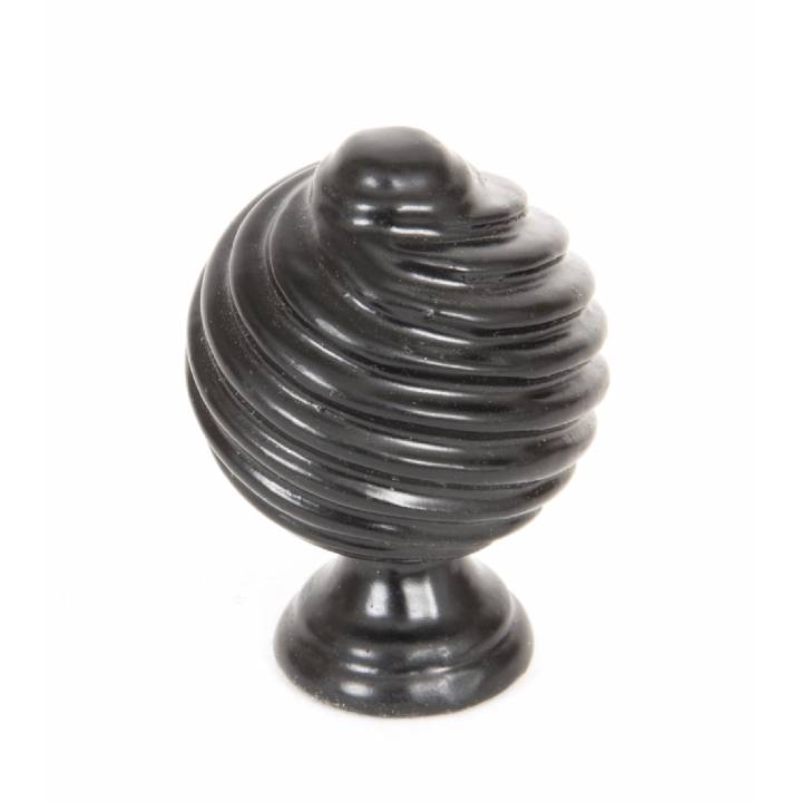 Black Twist Knob