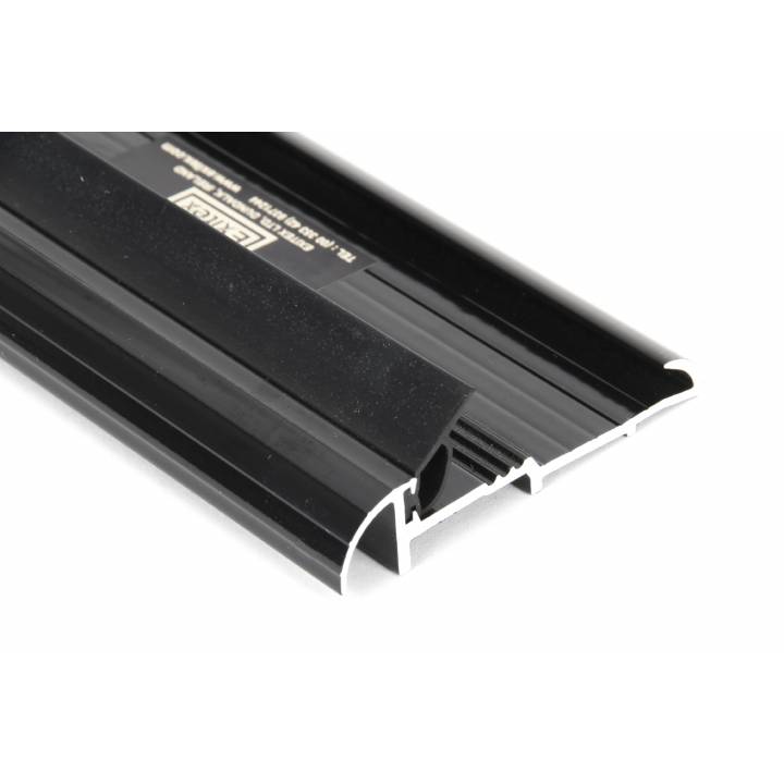 Black 2134mm OUM/4 Threshold