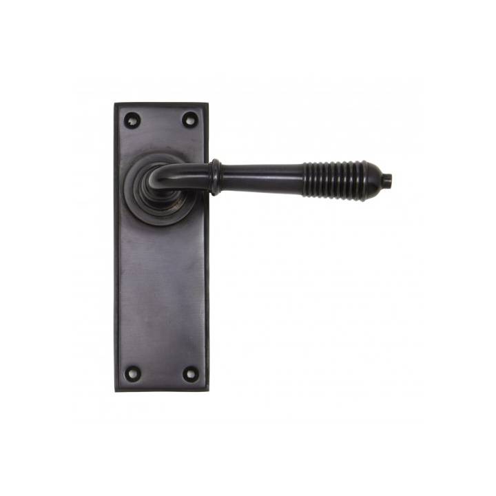 Aged Bronze Reeded Lever Latch Set