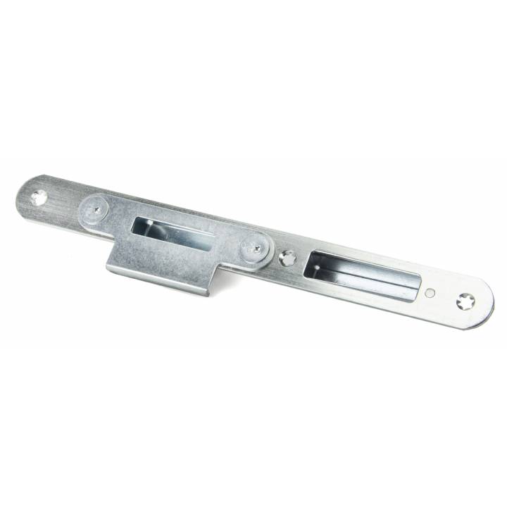 Winkhaus Centre Latch Keep RH 44mm Door