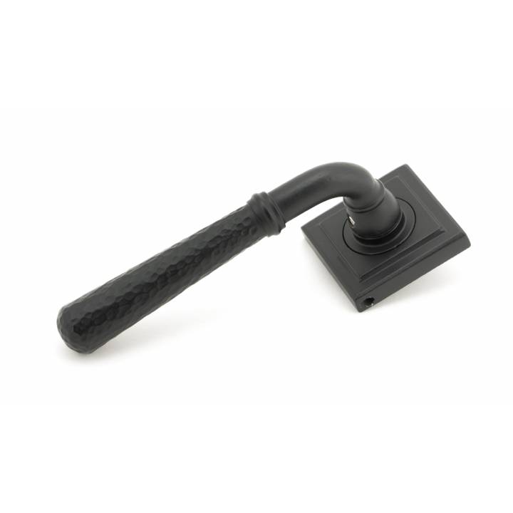 Matt Black Hammered Newbury Lever on Rose Set (Square Rose)