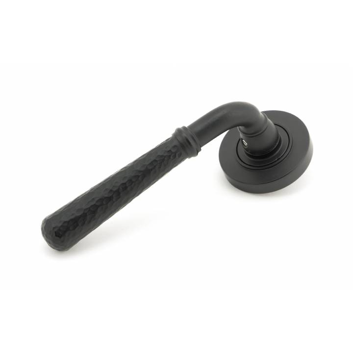 Matt Black Hammered Newbury Lever on Rose Set (Plain Rose) - Unsprung