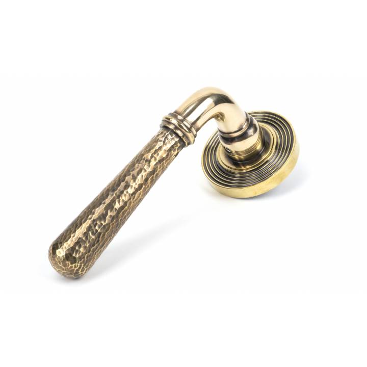 Aged Brass Hammered Newbury Lever on Rose Set (Beehive) - U