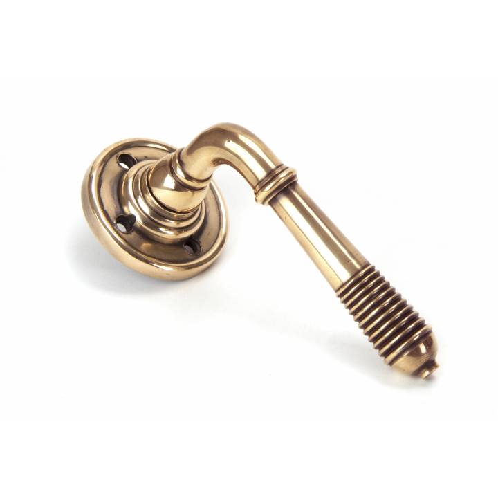 Polished Bronze Reeded Lever on Rose Set - U