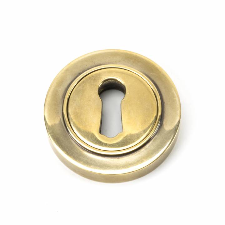 Aged Brass Round Escutcheon (Plain)