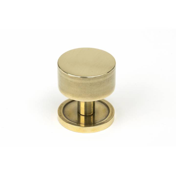 Aged Brass Kelso Cabinet Knob - 32mm (Plain)