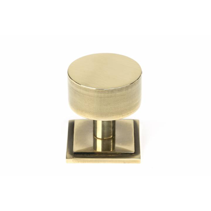 Aged Brass Kelso Cabinet Knob - 32mm (Square)