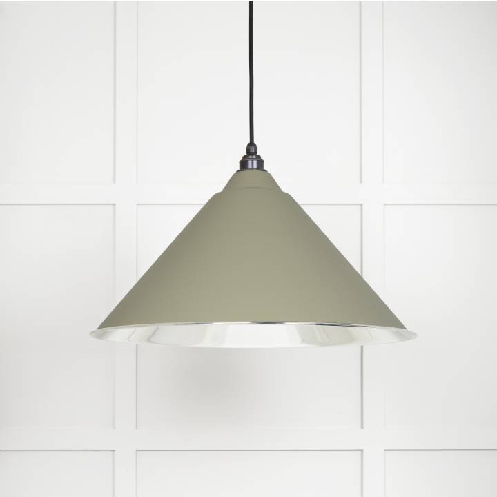 Smooth Nickel Hockley Pendant in Tump