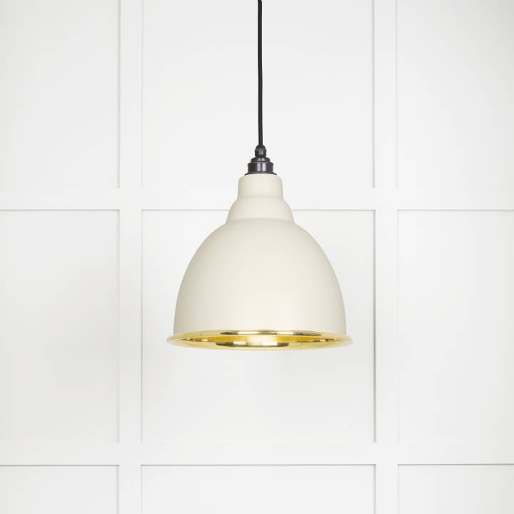 Smooth Brass Brindley Pendant in Teasel