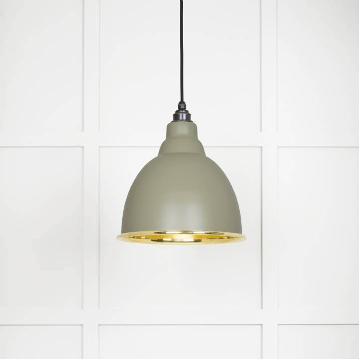 Smooth Brass Brindley Pendant in Tump