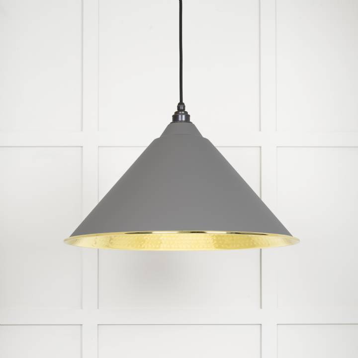 Hammered Brass Hockley Pendant in Bluff