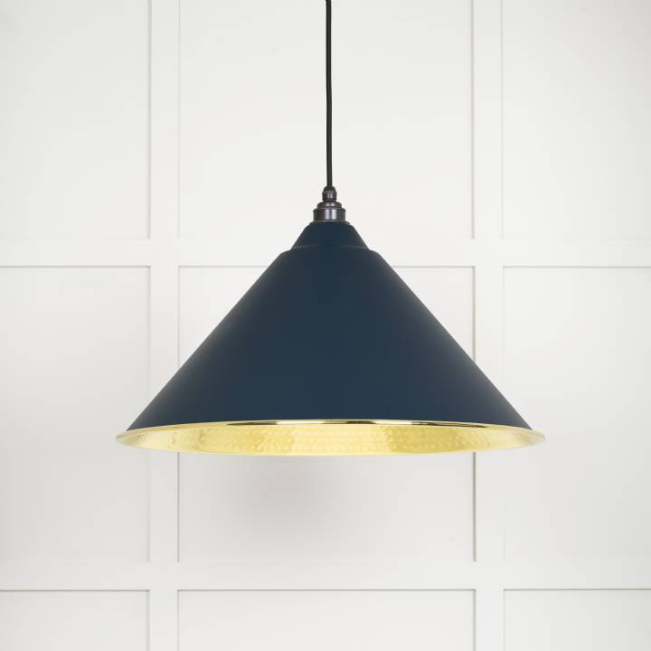 Hammered Brass Hockley Pendant in Dusk