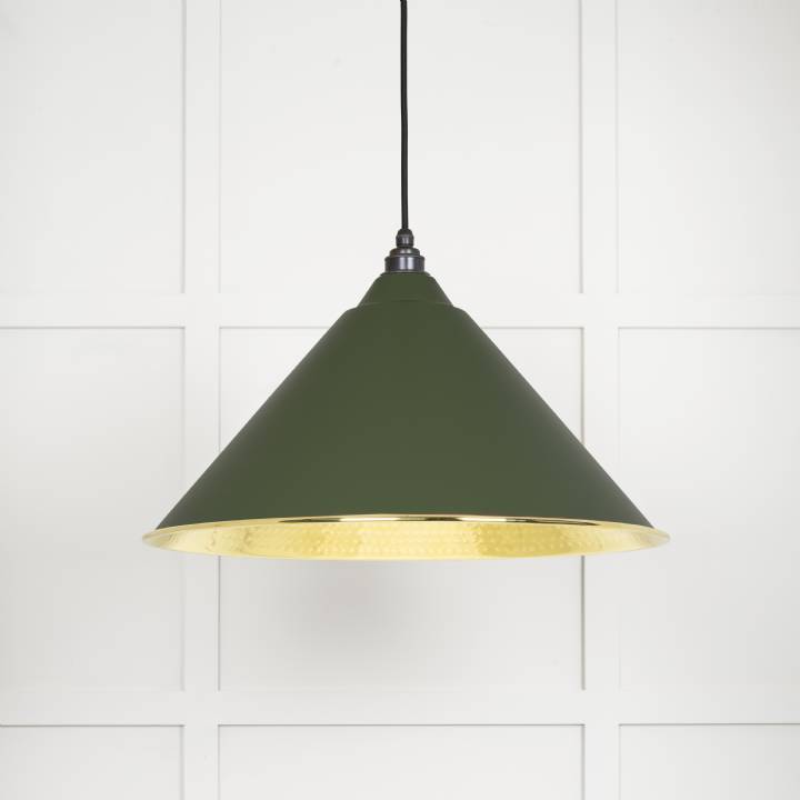 Hammered Brass Hockley Pendant in Heath