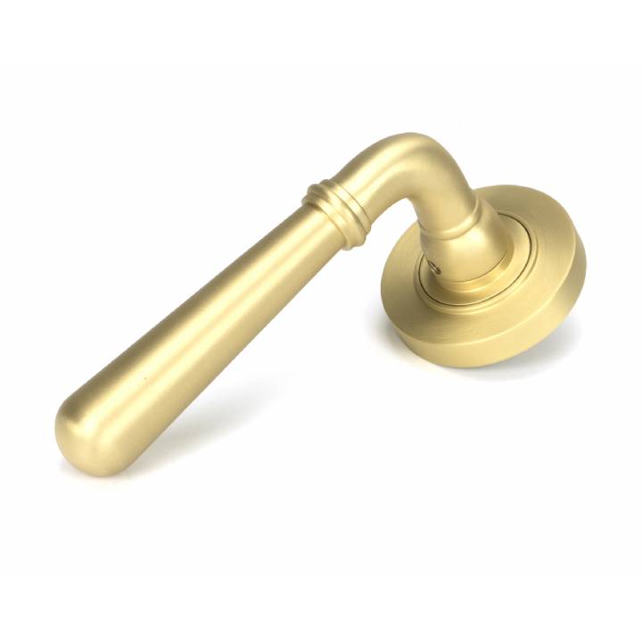 Satin Brass Newbury Lever on Rose Set (Plain)