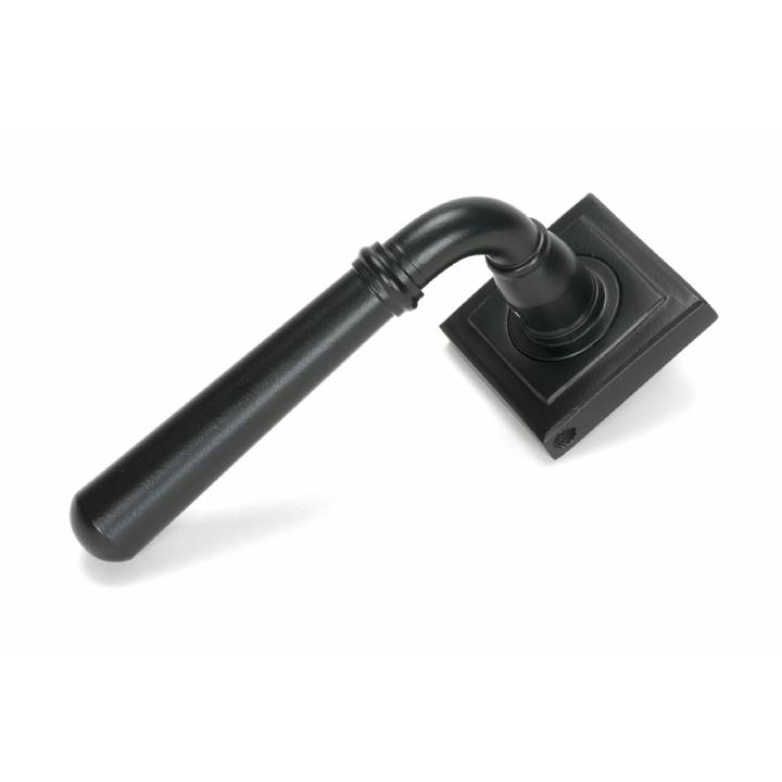 Matt Black Newbury Lever on Rose Set (Square) - Unsprung