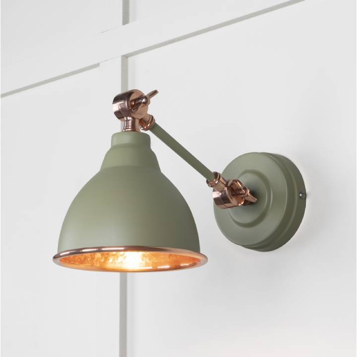 Hammered Copper Brindley Wall Light in Tump