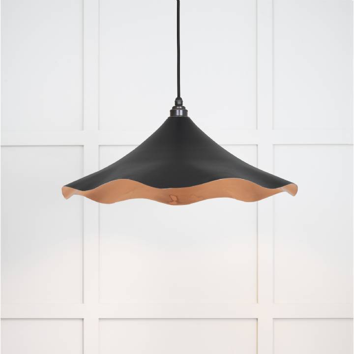 Smooth Copper Flora Pendant in Elan Black