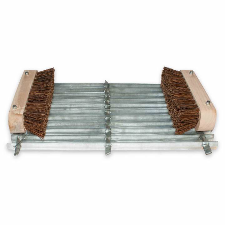 BOOT SCRAPER WITH BRUSHES 500 x 300 MM