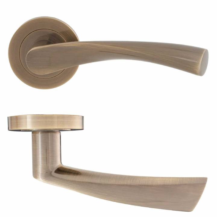 ECLIPSE MONZA LEVER HANDLE WITH SCREW ON ROSE
