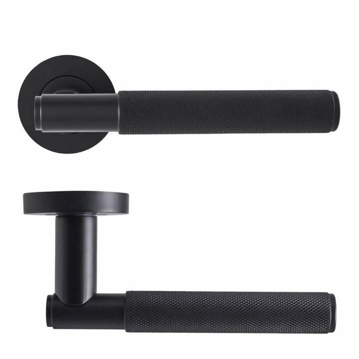 ECLIPSE KNURLED LEVER ON ROSE DOOR HANDLE